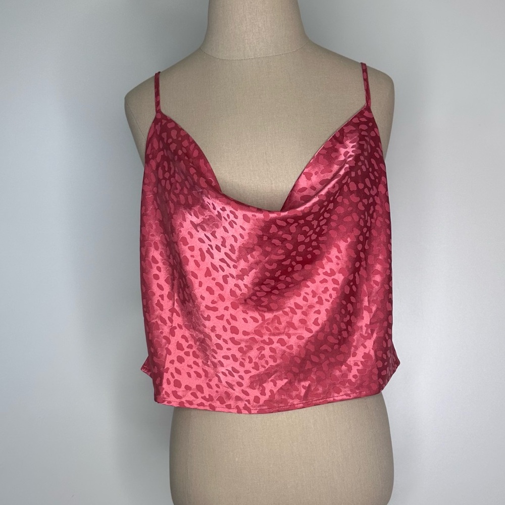 Forever 21 cheetah crow neck pink tank top Medium